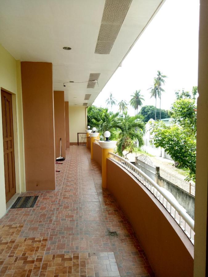 Апартаменты Violin Mountain Dumaguete City Экстерьер фото